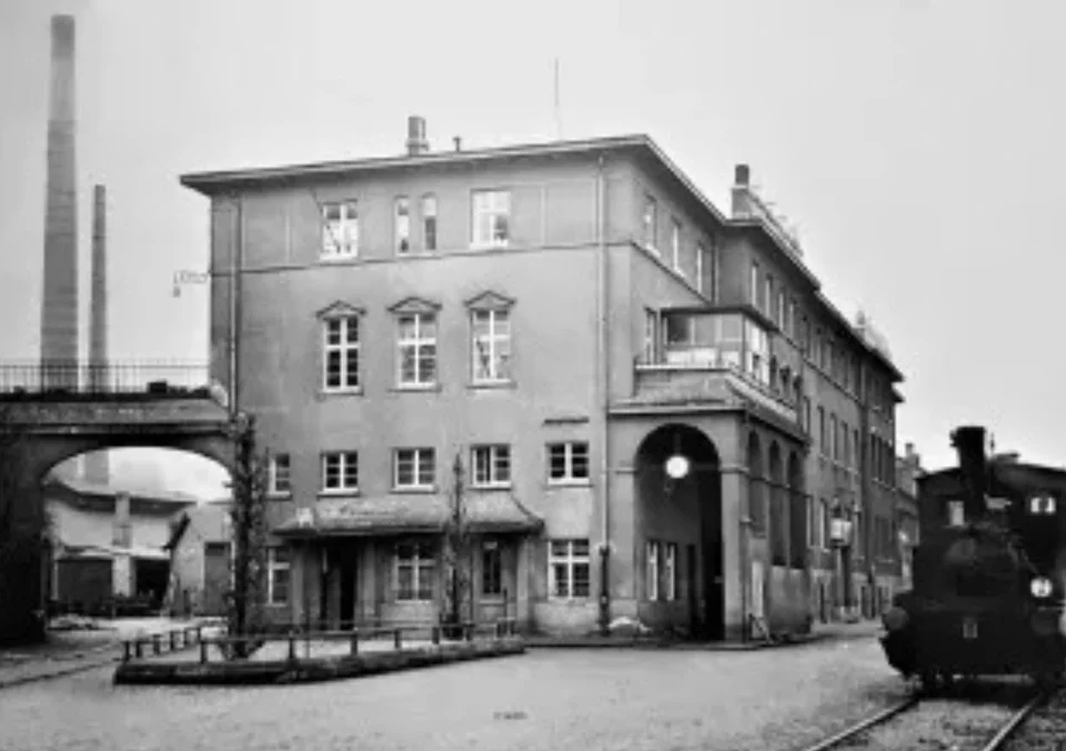 Historische Aufnahme eines Industriegebäudes